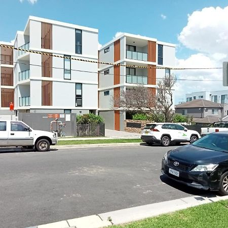 Kula Apartments Parramatta シドニー エクステリア 写真
