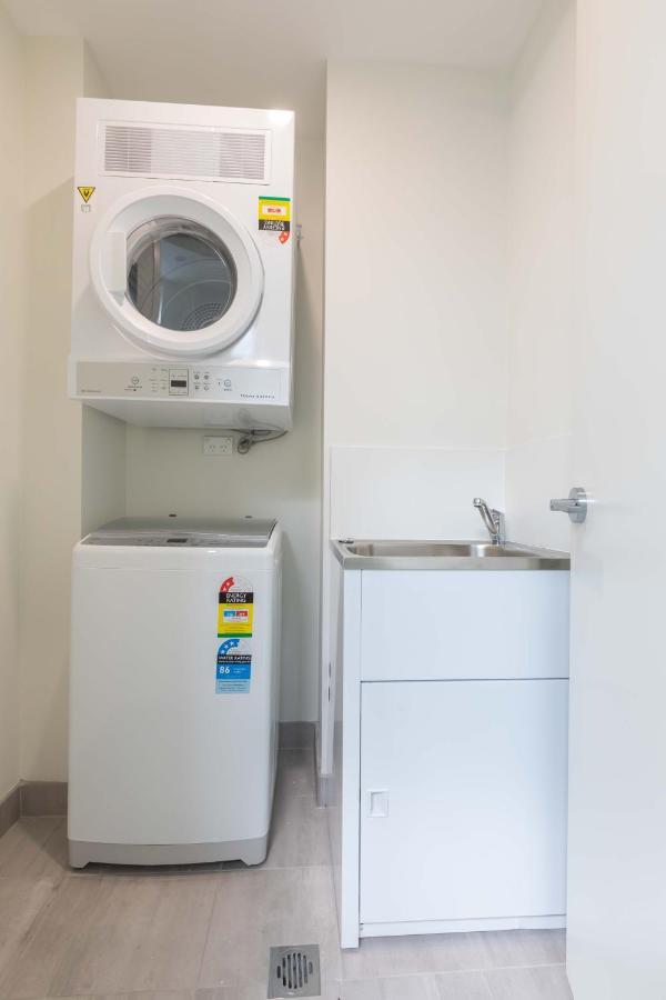 Kula Apartments Parramatta シドニー エクステリア 写真
